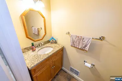 11 Burnham Drive, Pequannock Township, NJ 07444 - Photo 14