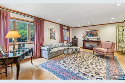 12 Sandalwood Drive, Livingston, NJ 07039 - Photo 6
