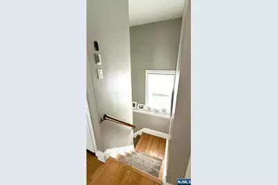 33 Harvey Avenue, Rochelle Park Township, NJ 07662 - Photo 8