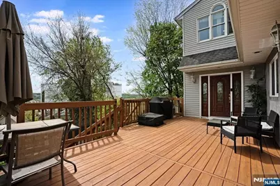 17 Albanese Road, Haledon, NJ 07508 - Photo 18