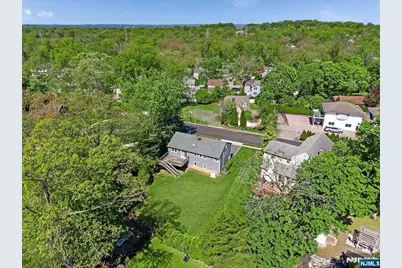9 Arthur Terrace, Livingston, NJ 07039 - Photo 34