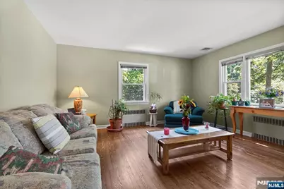 7 Maitland Avenue, Hawthorne, NJ 07506 - Photo 8