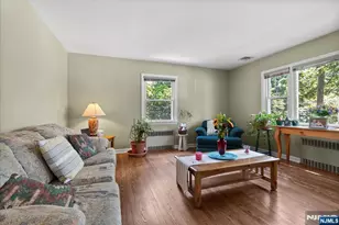 7 Maitland Ave, Hawthorne, NJ 07506 - Photo 8