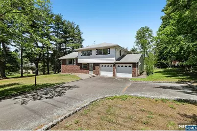 1355 Ratzer Road, Wayne, NJ 07470 - Photo 2