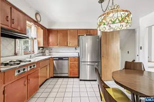 1355 Ratzer Rd, Wayne, NJ 07470 - Photo 18