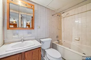 300 Park Street 5G, Hackensack, NJ 07601 - Photo 14