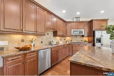 211 Metzger Drive, West Orange Township, NJ 07052 - Photo 10