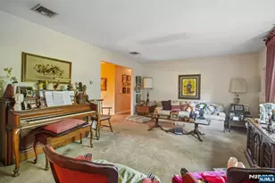 22 Marlton Dr, Wayne, NJ 07470 - Photo 10
