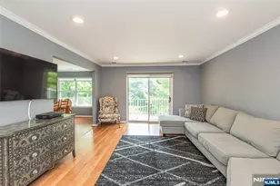 4 Katie Ct, East Hanover Township, NJ 07936 - Photo 2