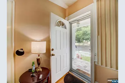 409-411 3rd Avenue, Newark, NJ 07107 - Photo 4