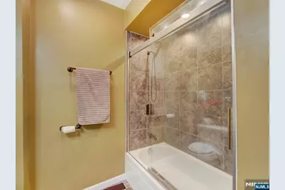 409-411 3rd Avenue, Newark, NJ 07107 - Photo 18