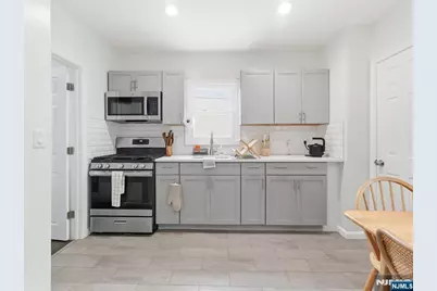 10 Dean Street, West Orange Township, NJ 07052 - Photo 4