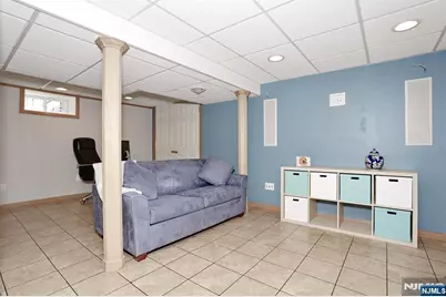 220 New Jersey Avenue, Bergenfield, NJ 07621 - Photo 30