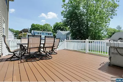 220 New Jersey Avenue, Bergenfield, NJ 07621 - Photo 34