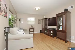 220 New Jersey Ave, Bergenfield, NJ 07621 - Photo 6