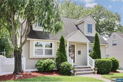 220 New Jersey Avenue, Bergenfield, NJ 07621 - Photo 48