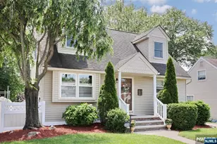 220 New Jersey Ave, Bergenfield, NJ 07621 - Photo 48