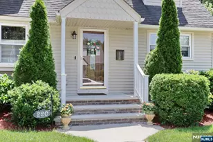 220 New Jersey Ave, Bergenfield, NJ 07621 - Photo 2