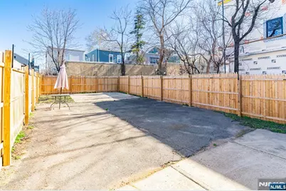 204 19th Avenue, Irvington, NJ 07111 - Photo 22