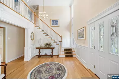 21 Lakeview Avenue, Park Ridge, NJ 07656 - Photo 4
