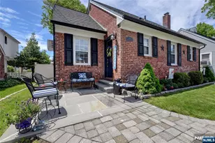 60 Merritt Ave, Dumont, NJ 07628 - Photo 4