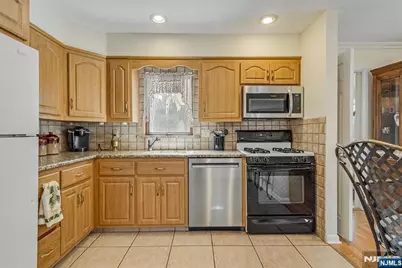 40 Catherine Court, Cedar Grove, NJ 07009 - Photo 8
