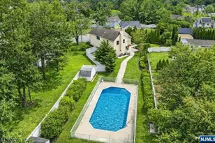 40 Catherine Ct, Cedar Grove, NJ 07009 - Photo 26