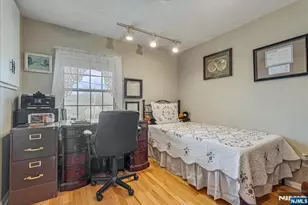 40 Catherine Ct, Cedar Grove, NJ 07009 - Photo 20