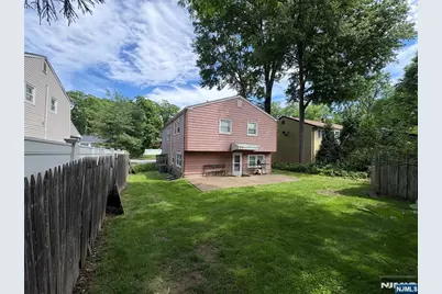 26 Pavonia Avenue, Emerson, NJ 07630 - Photo 2