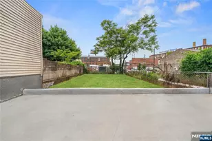 148 Martin St, Paterson, NJ 07501 - Photo 24