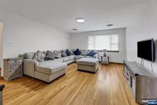167 Paterson Ave, Hasbrouck Heights, NJ 07604 - Photo 4