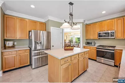 168 Tanglewood Pass, Jefferson Township, NJ 07849 - Photo 10