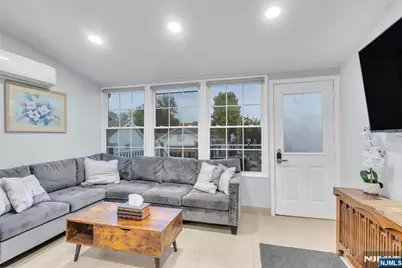 353 Page Avenue, Lyndhurst Township, NJ 07071 - Photo 22