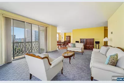 2000 Linwood Avenue 11A #11A, Fort Lee, NJ 07024 - Photo 6