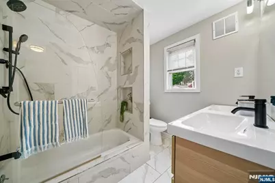 158 Maple Street, West Orange Township, NJ 07052 - Photo 28