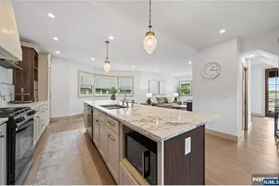 187 Hillside Avenue, Nutley, NJ 07110 - Photo 16