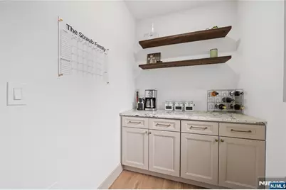 187 Hillside Avenue, Nutley, NJ 07110 - Photo 18