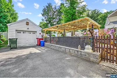 31 Hay Avenue, Nutley, NJ 07110 - Photo 18