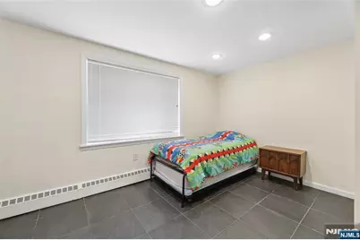 585 W Englewood Avenue, Teaneck Township, NJ 07666 - Photo 18