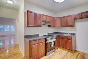 1035 Hunterdon St, Newark, NJ 07112 - Photo 6