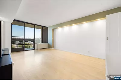 9060 Palisade Avenue 404 #404, North Bergen, NJ 07047 - Photo 12