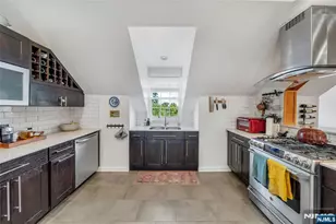 491 Valley Street 15, Orange, NJ 07050 - Photo 8