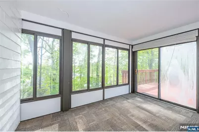 27 Glen Road, West Orange Township, NJ 07052 - Photo 12