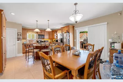 395 Wood Ridge Avenue, Wood Ridge, NJ 07075 - Photo 16