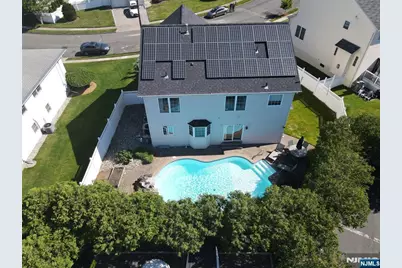 6 Lamring Drive, Fair Lawn, NJ 07410 - Photo 4