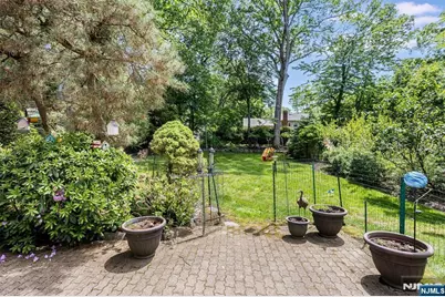 26 Crestview Hill Road, Livingston, NJ 07039 - Photo 22