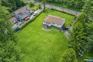 163 La Rue Rd, West Milford, NJ 07435 - Photo 2