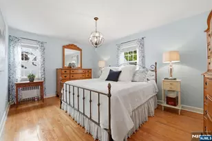 47 Victor Pl, Hawthorne, NJ 07506 - Photo 12
