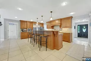 711 Pine Lake Dr, Washington Township, NJ 07676 - Photo 14