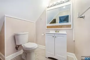 26 22nd St, East Orange, NJ 07017 - Photo 22